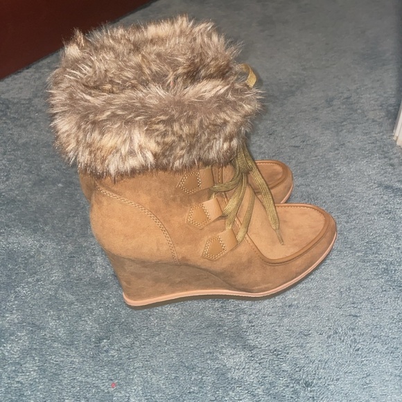 Perfect Fur Heeled Booties - Picture 2 of 7